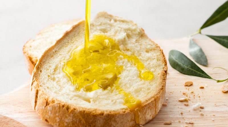 Pane, aglio e olio: la colazione per l’influenza